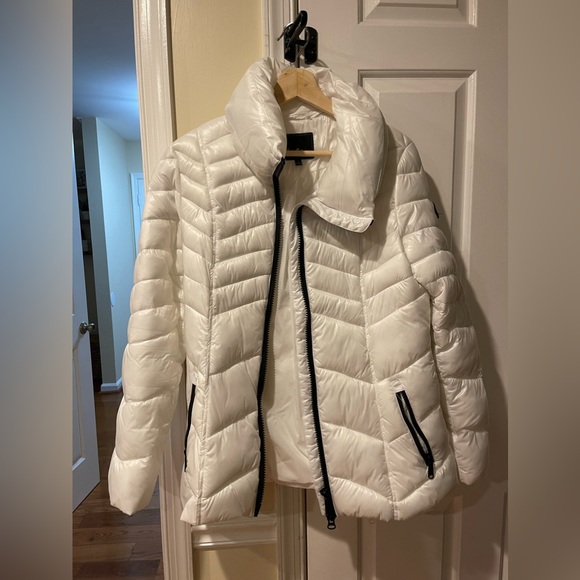 Sam Edelman Jackets & Blazers - Sam Edelman White Freestyle Down Puffer Jacket Medium